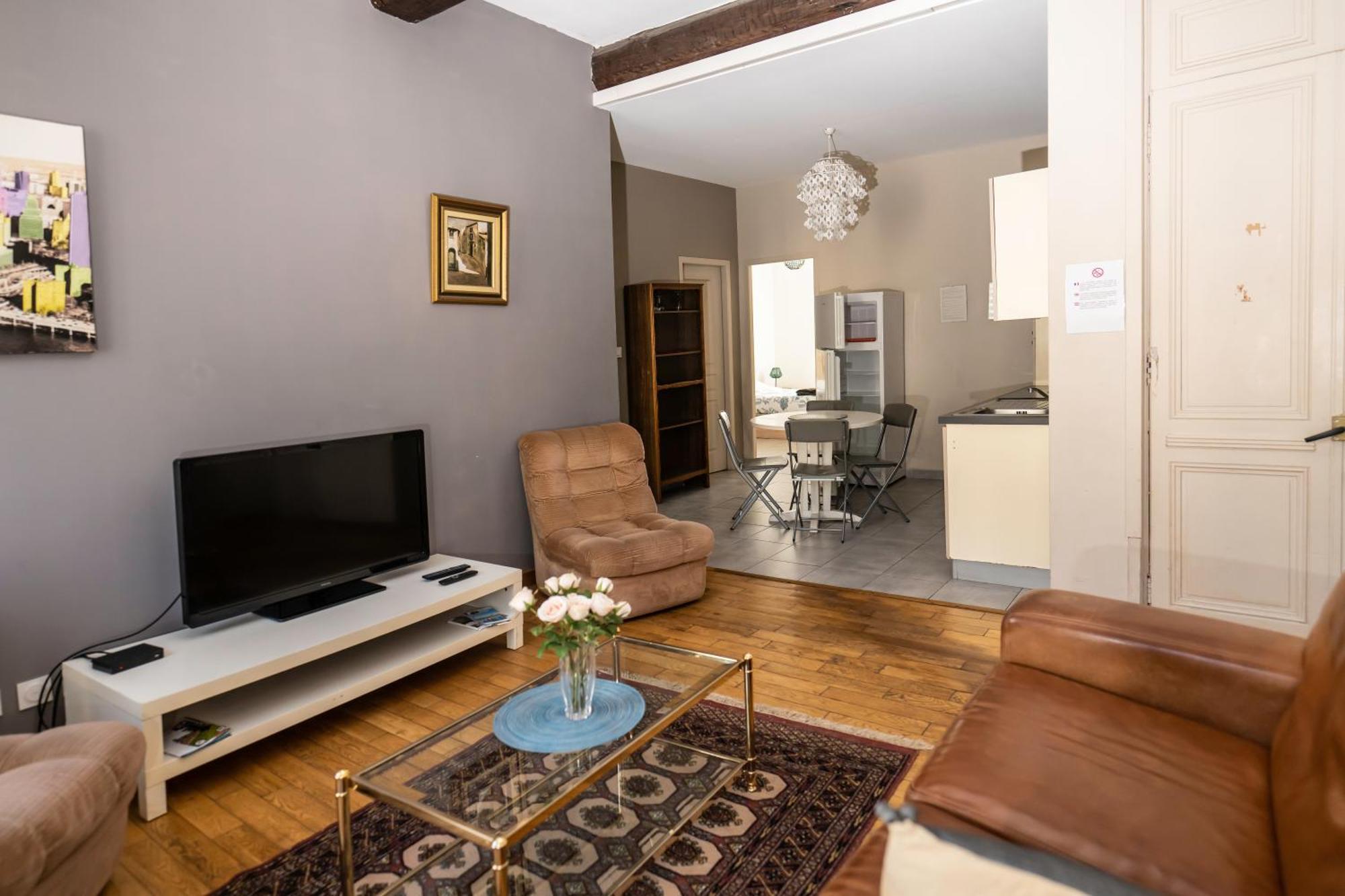 Saëns 4-T3 avec garage privé optionnel-Centre historique et plages à 16km ! Béziers Exterior foto