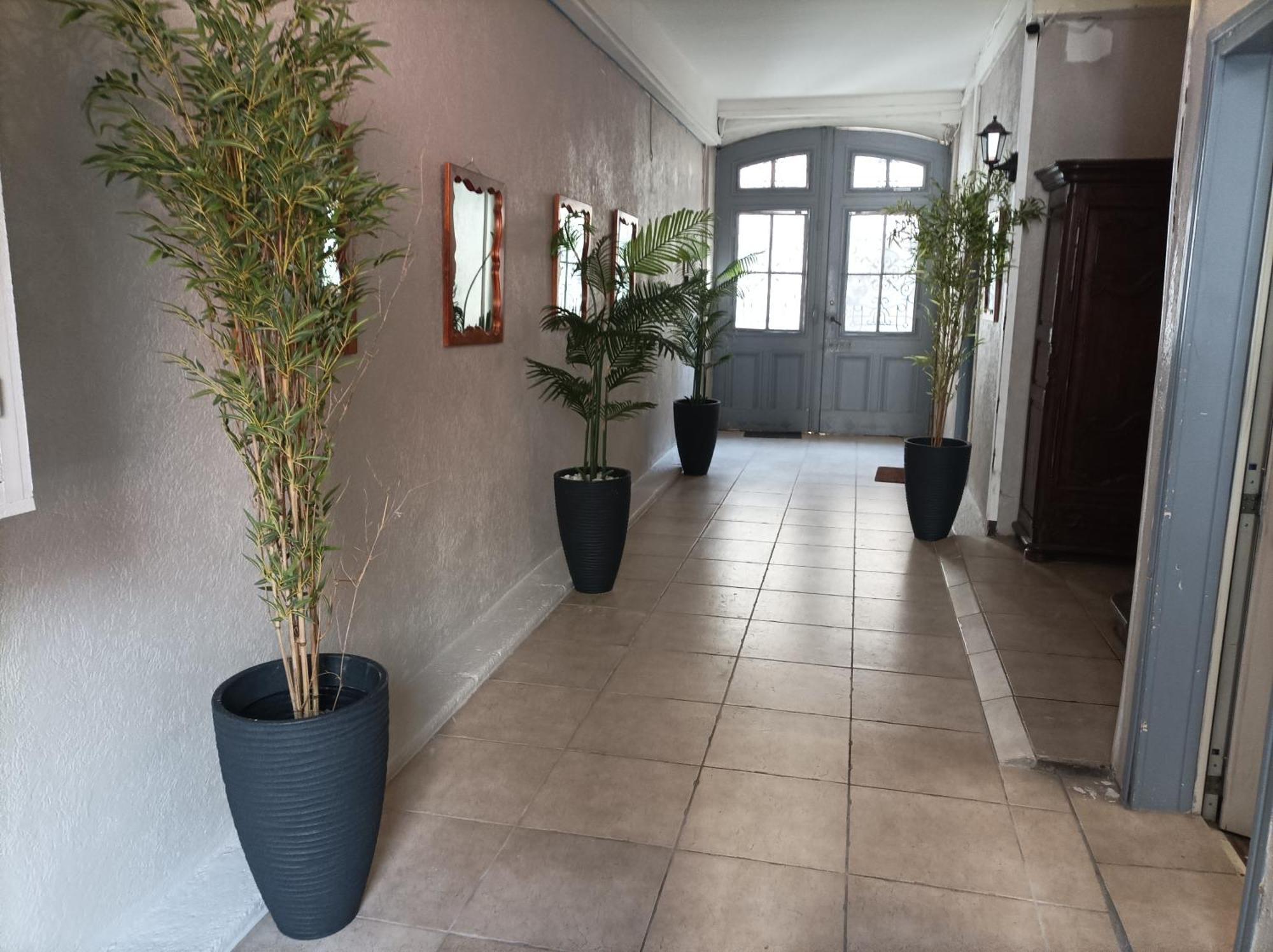 Saëns 4-T3 avec garage privé optionnel-Centre historique et plages à 16km ! Béziers Exterior foto